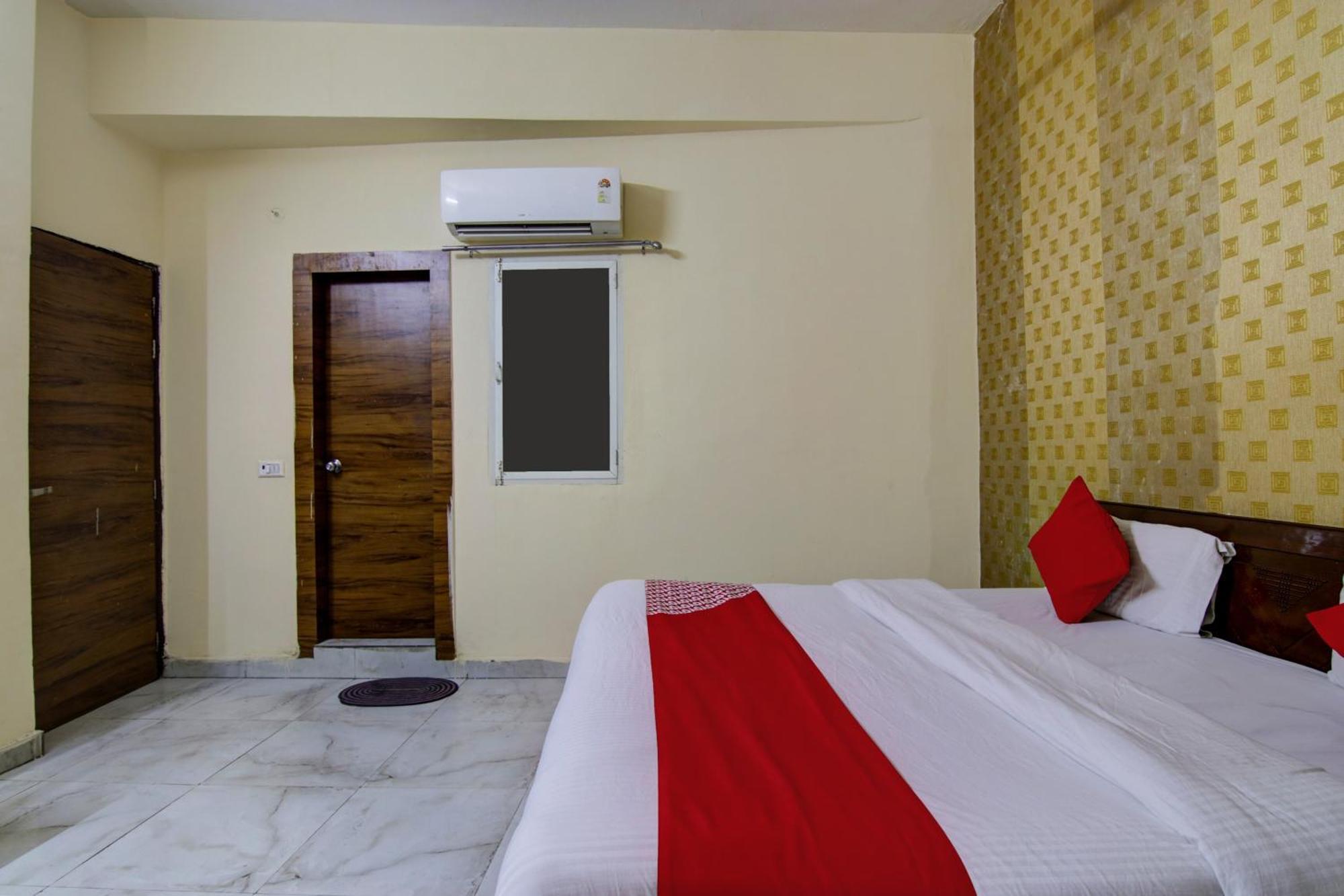 Hotel Yash House นิวเดลี ภายนอก รูปภาพ